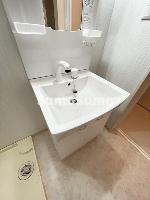 物件内観写真19　(使いやすい洗面所です)