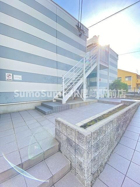 物件外観写真2　(物件の外観です)