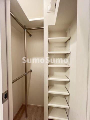 物件内観写真21　(収納スペース豊富です)