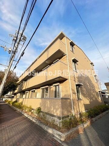 物件外観写真1　(外観も気になるポイント)