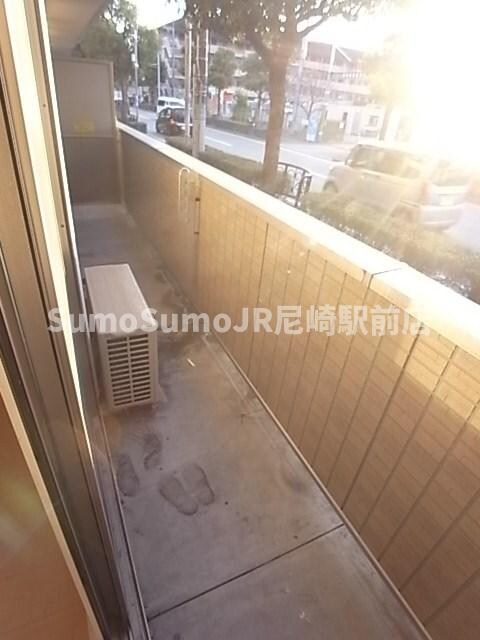 物件内観写真8　(陽当たり良好なバルコニーです)