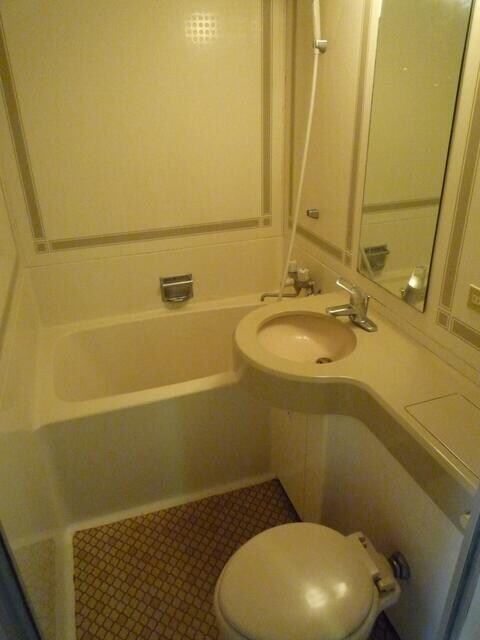 物件内観写真8　( )