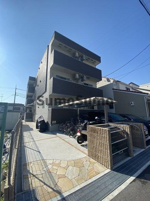 物件外観写真1　(建物外観を気になさる方へ、見た目の良い物件です)