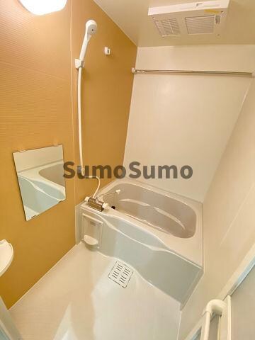 物件内観写真7　(落ち着いた空間のお風呂です)