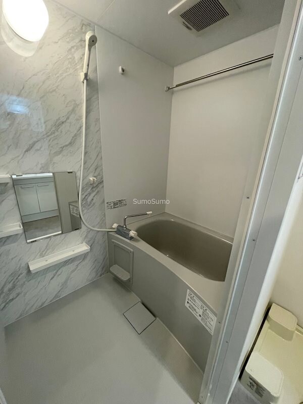 物件内観写真8　(日々の暮らしに欠かせないお風呂です)