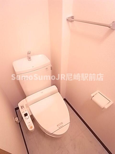 物件内観写真8　(トイレもきれいです)