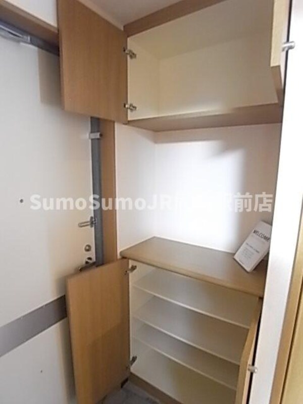 収納(たっぷりとした収納スペースです)