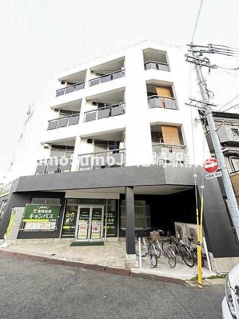 物件外観写真2　(物件の外観です)