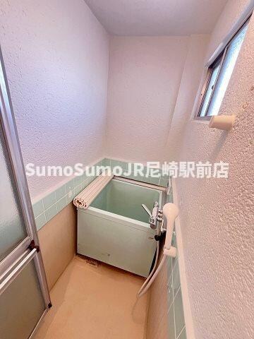 物件内観写真7　(落ち着いた空間のお風呂です)