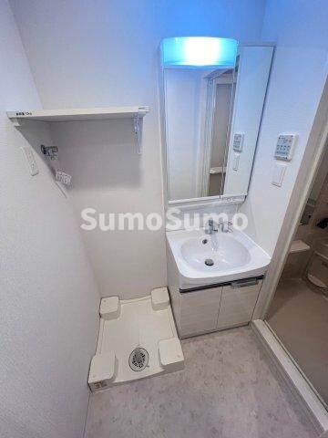 物件内観写真11　(脱衣スペースもあります)