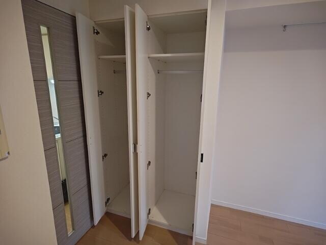 物件内観写真12　( )