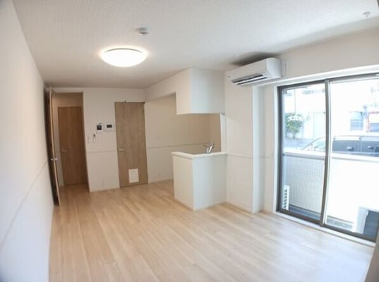 物件内観写真3　(使いやすいリビングです)