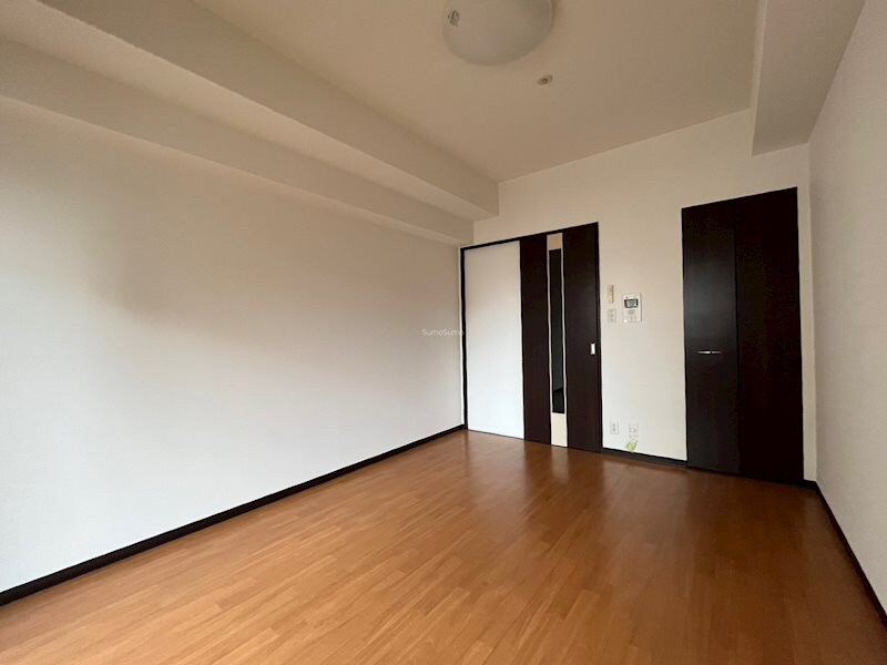 物件内観写真6　(使いやすいリビングです)