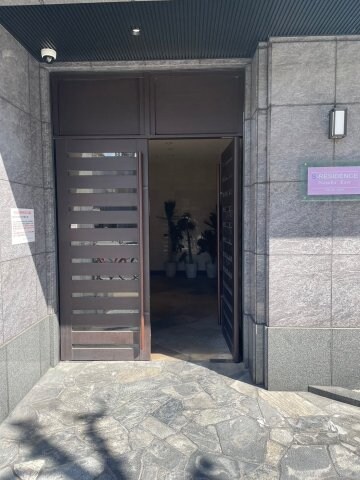 物件外観写真2　(建物の内部です)