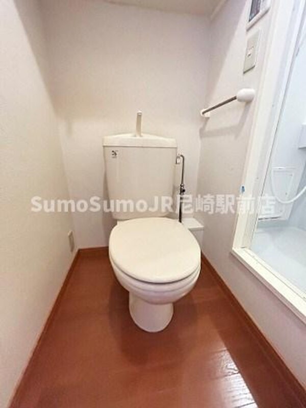 トイレ(清潔感のあるトイレです)