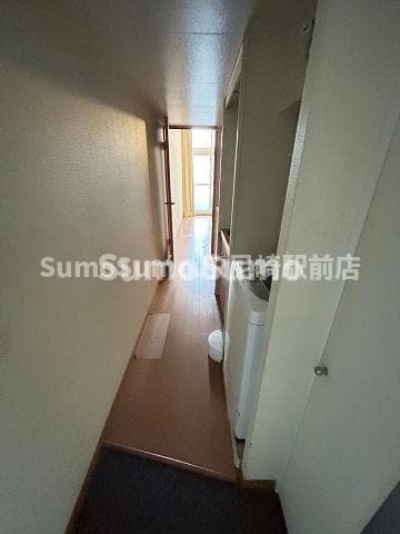 物件内観写真3　(玄関です)