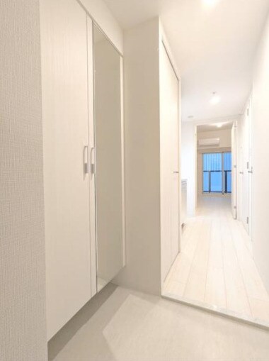 物件内観写真4　(玄関です)