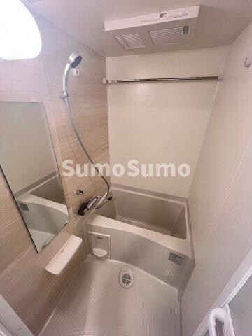 物件内観写真8　(コンパクトで使いやすいお風呂です)