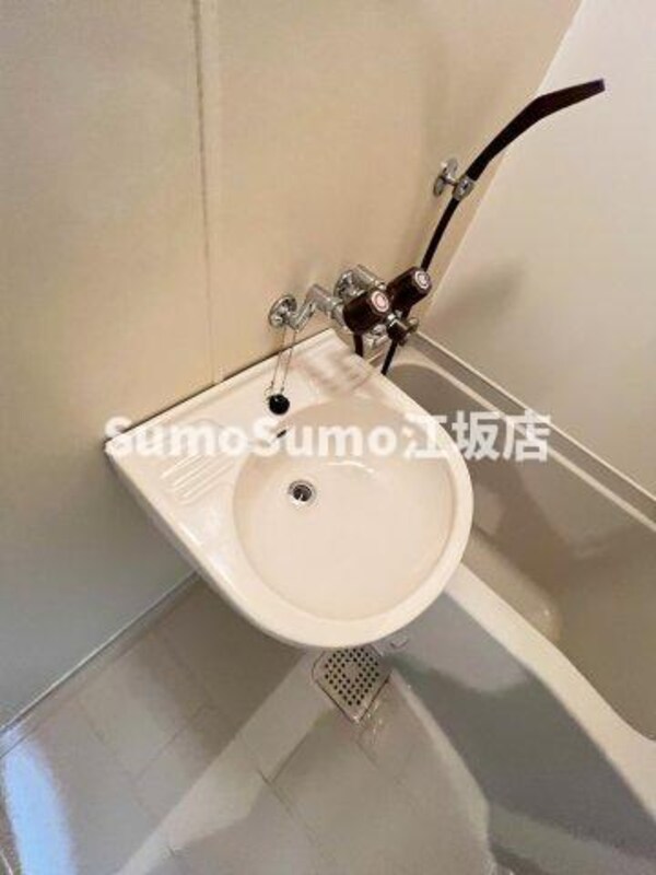 洗面・脱衣所(コンパクトで使いやすい洗面所)