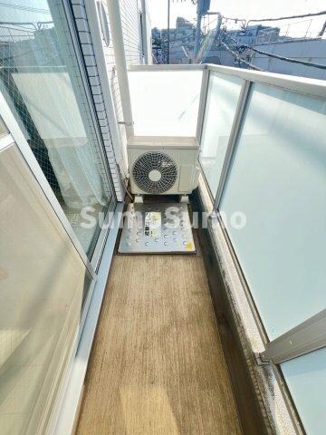 物件内観写真15　(外からの目が気にならないバルコニーで洗濯物が干せます)