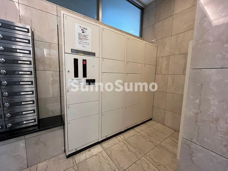 物件外観写真4　(落ち着いた雰囲気の外観です)