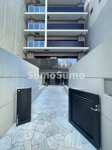 物件外観写真2　(外観もきれいです)