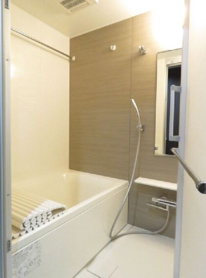 物件内観写真9　(お風呂で日々の疲れを落としましょう)