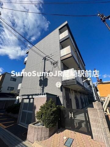 物件外観写真3　(外観は落ち着いています)