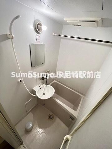 物件内観写真7　(きれいなお風呂です)