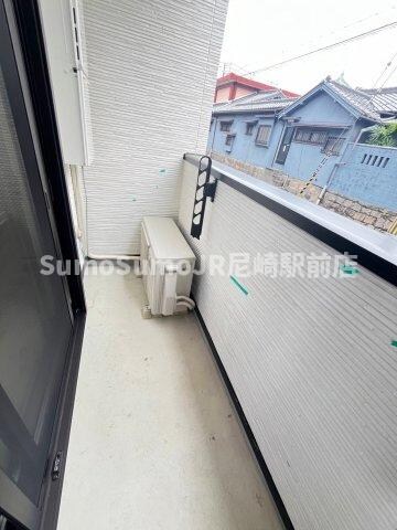 物件内観写真9　(暖かな日差しのふりそそぐバルコニー)