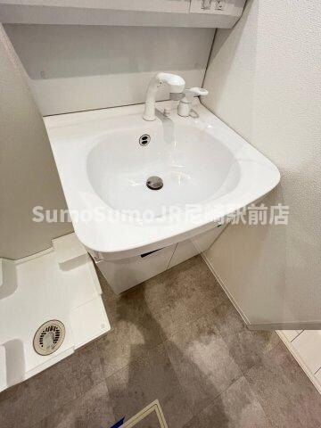 物件内観写真19　(独立洗面台です)