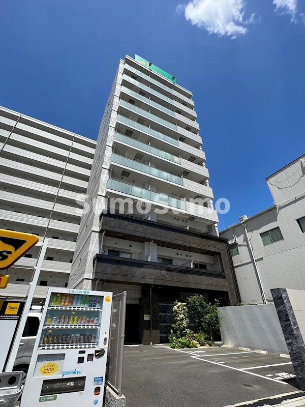 物件外観写真1　(外観もきれいです)