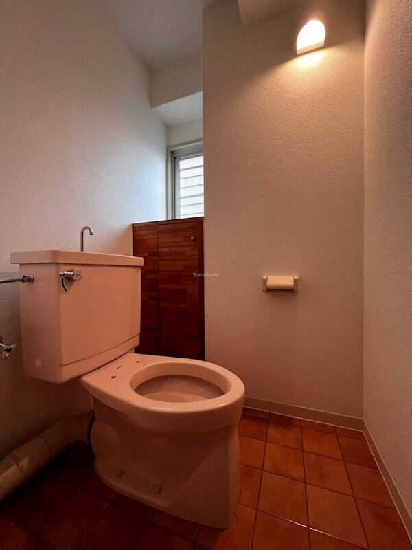 物件内観写真11　(トイレもきれいです)