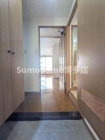 物件内観写真3　(毎日通る玄関はこちらです)