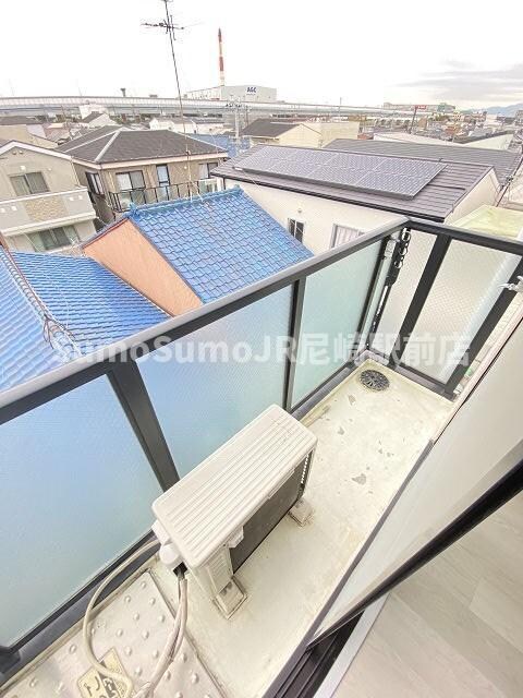 物件内観写真21　(落ち着いた時間を過ごせるバルコニーです)