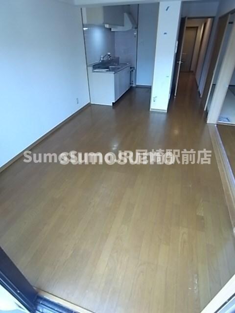 物件内観写真4　(ゆったり過ごせるリビングです)