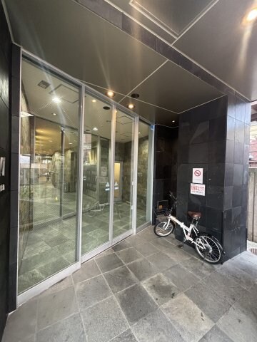 物件外観写真3　(建物の内部です)