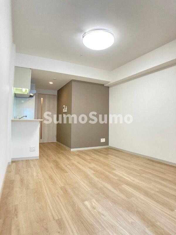 寝室(落ち着いて過ごせるお部屋なので、寝室にいかがでしょうか)