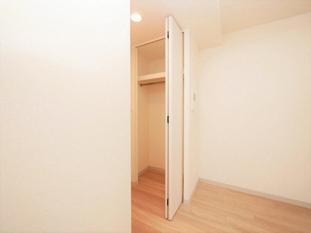 物件内観写真12　(収納があります)