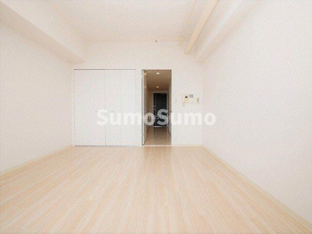 物件内観写真7　(こちらのリビングで趣味の時間をお楽しみください)