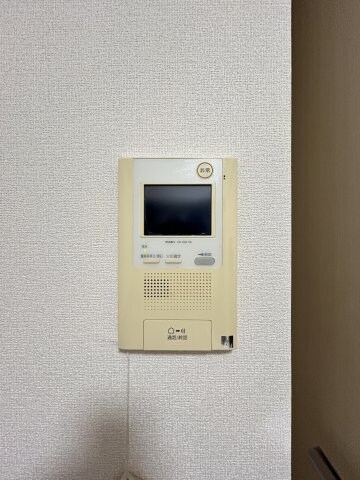 物件内観写真11　(専用の収納スペースです)