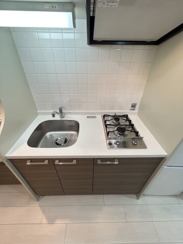 物件内観写真16　(落ち着いたエントランスです)