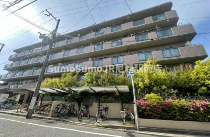 物件外観写真5　(落ち着いた雰囲気の外観です)