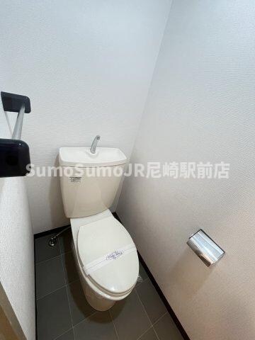 物件内観写真12　(落ち着いたトイレです)