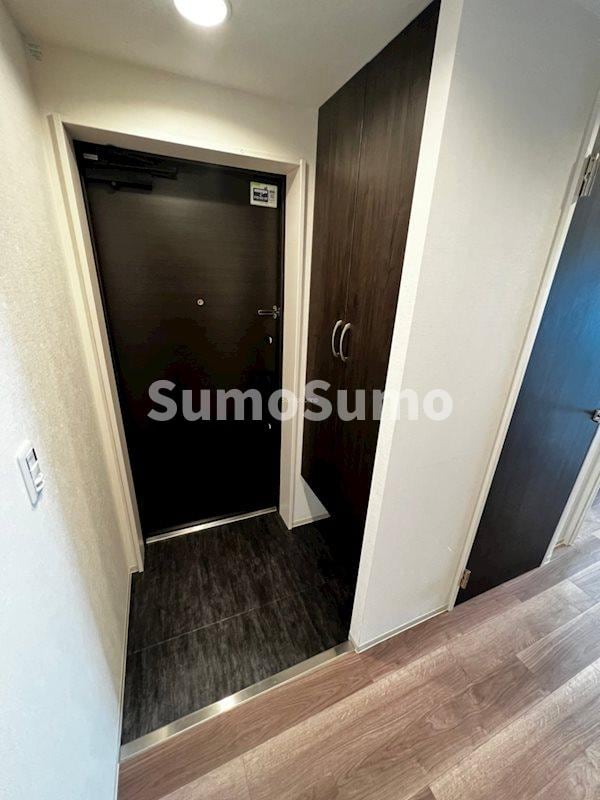 玄関(収納もある玄関です)