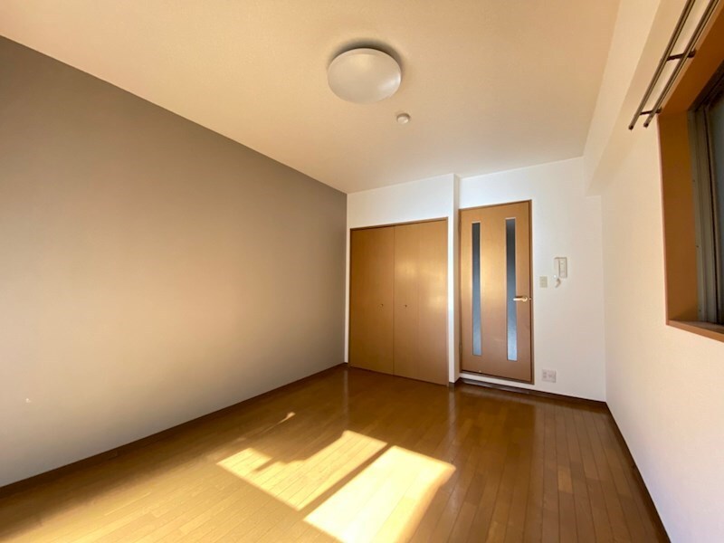 物件内観写真8　(落ち着いて過ごせるお部屋なので、寝室にいかがでしょうか)