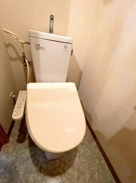 物件内観写真9　(清潔感のあるトイレです)