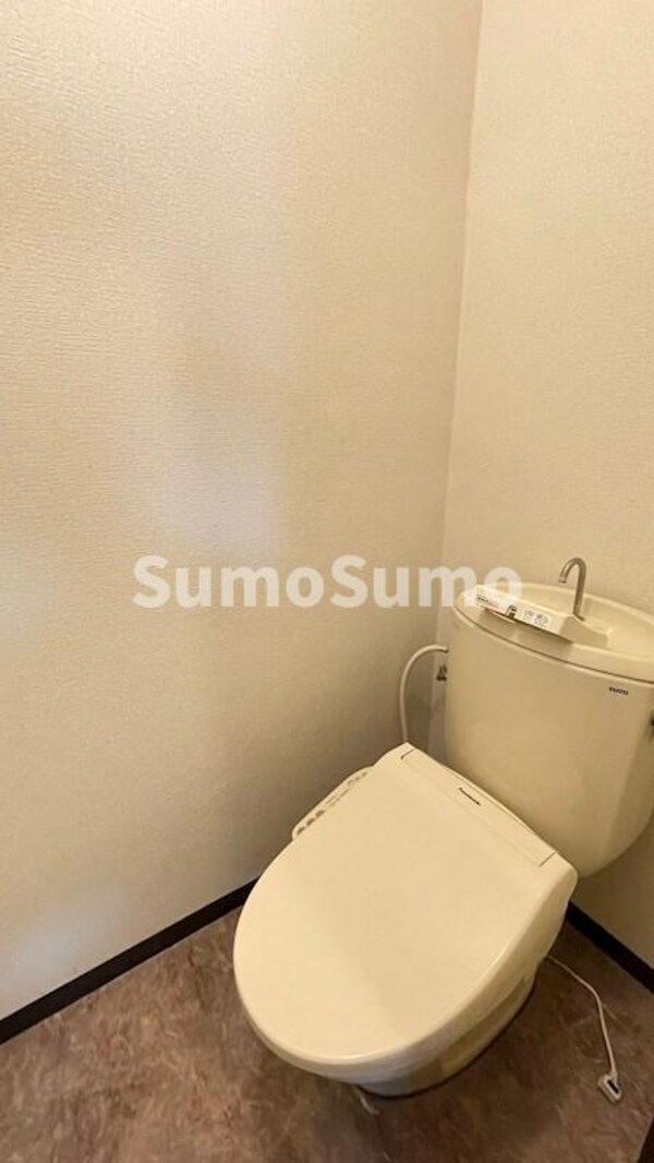 トイレ(清潔感のあるトイレです)