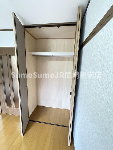 物件内観写真15　(収納スペース豊富です)