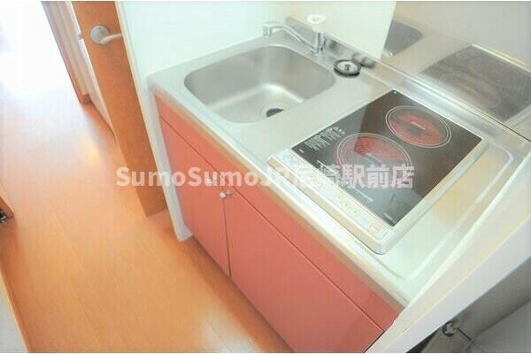 物件内観写真3　(キッチンでお料理をお楽しみください)